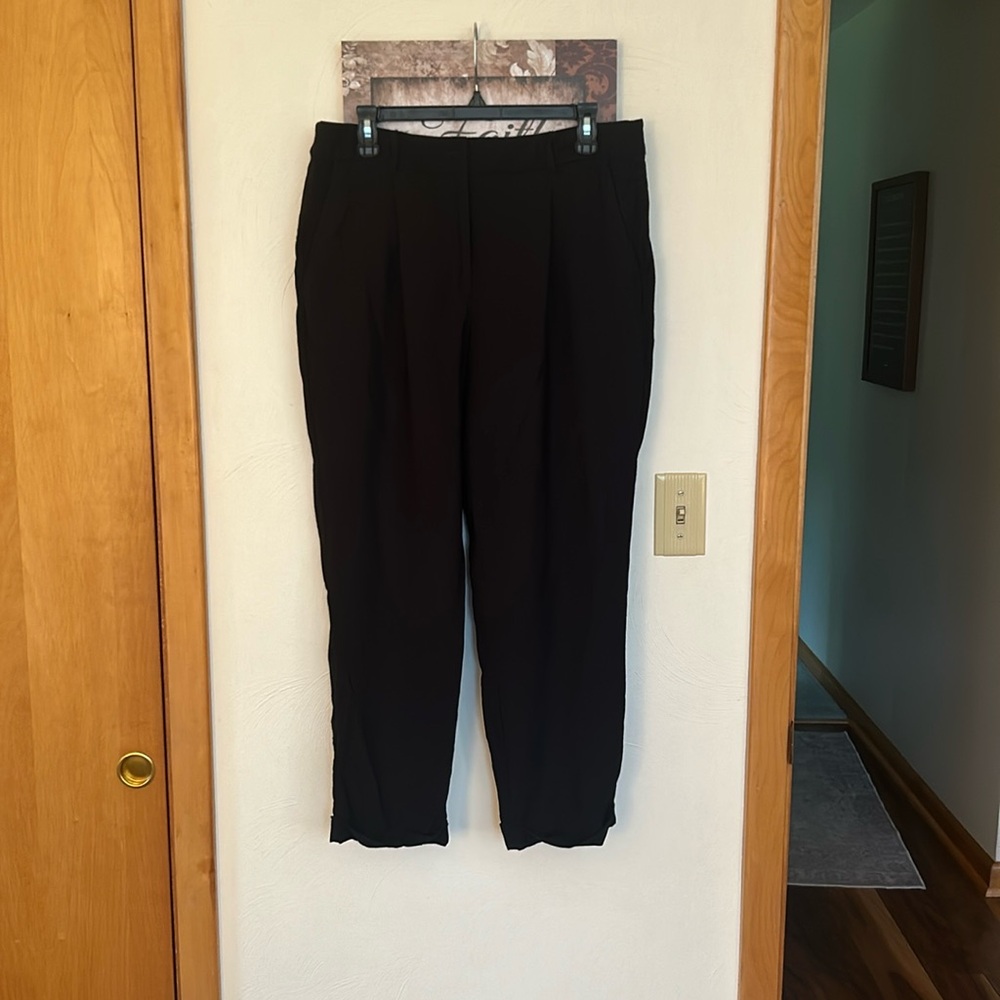 Loft outlet black tapered leg cuffed ankle pants